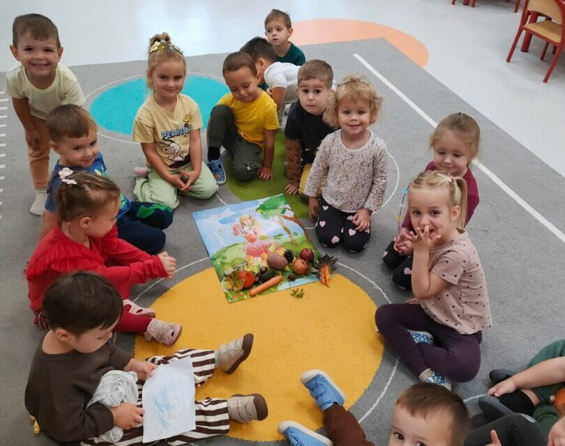 Maluszki witają Jesień